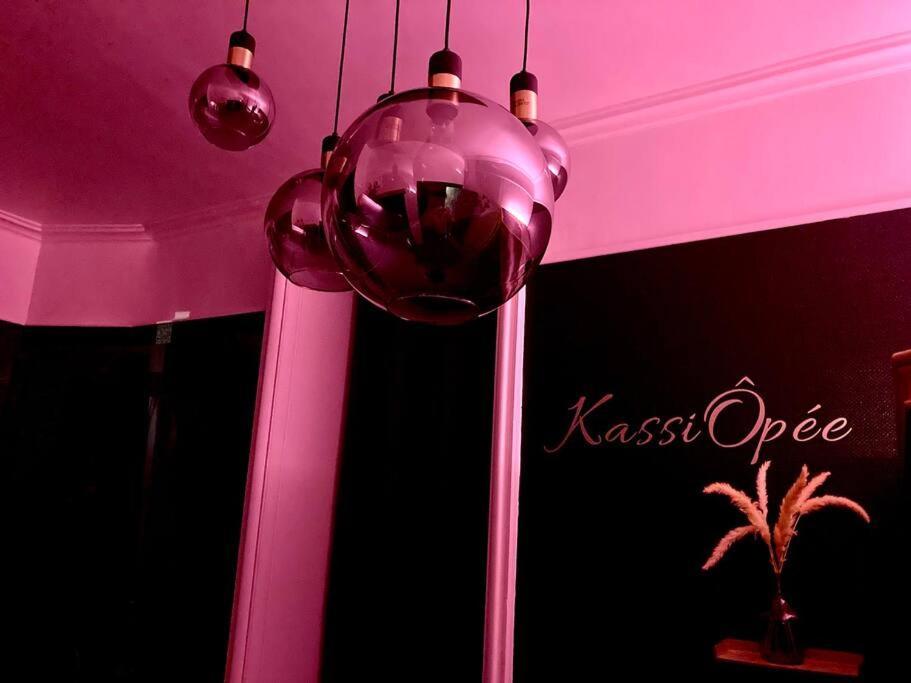 Suite Kassiopee, Romantisme, Balneo, Sauna Quimperlé Екстериор снимка